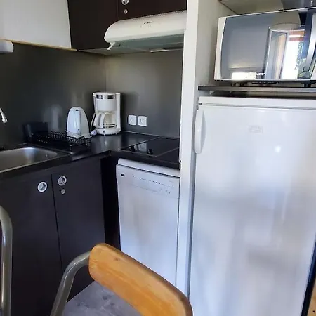 Apartment Dans Avec Piscine